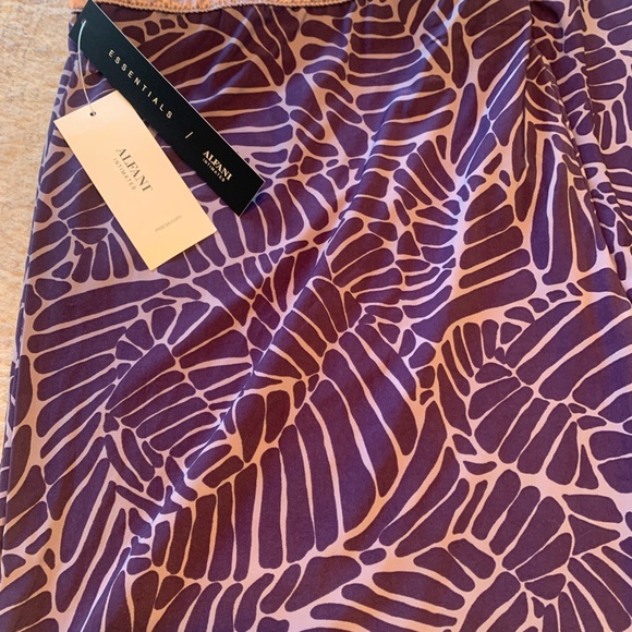Alfani Women's Purple Leaf Print Pajama Pants Size XL NWT - Picture 5 of 6